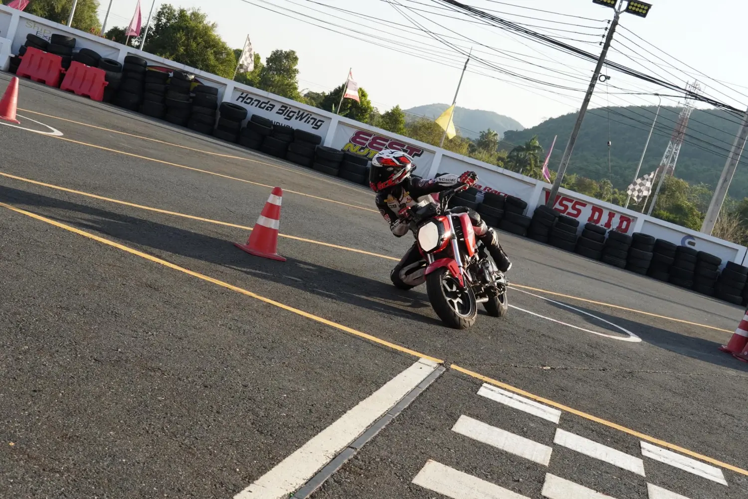 Riders on the EEST NJT circuit in Sattahip